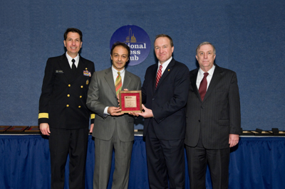 Farhad Memarzadeh, Ph.D., P.E. Receiving Plaque for HHS and NIH 2009 Top 10 Federal Engineers of the Year 